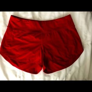 Lululemon Speed Up 4” shorts